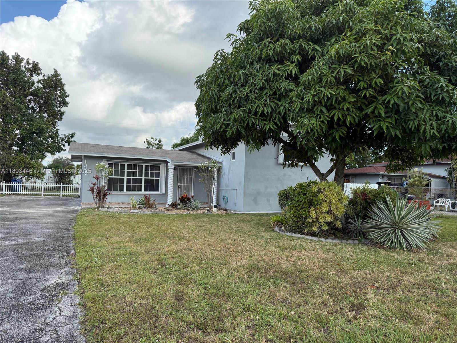 1345 NE 199th St