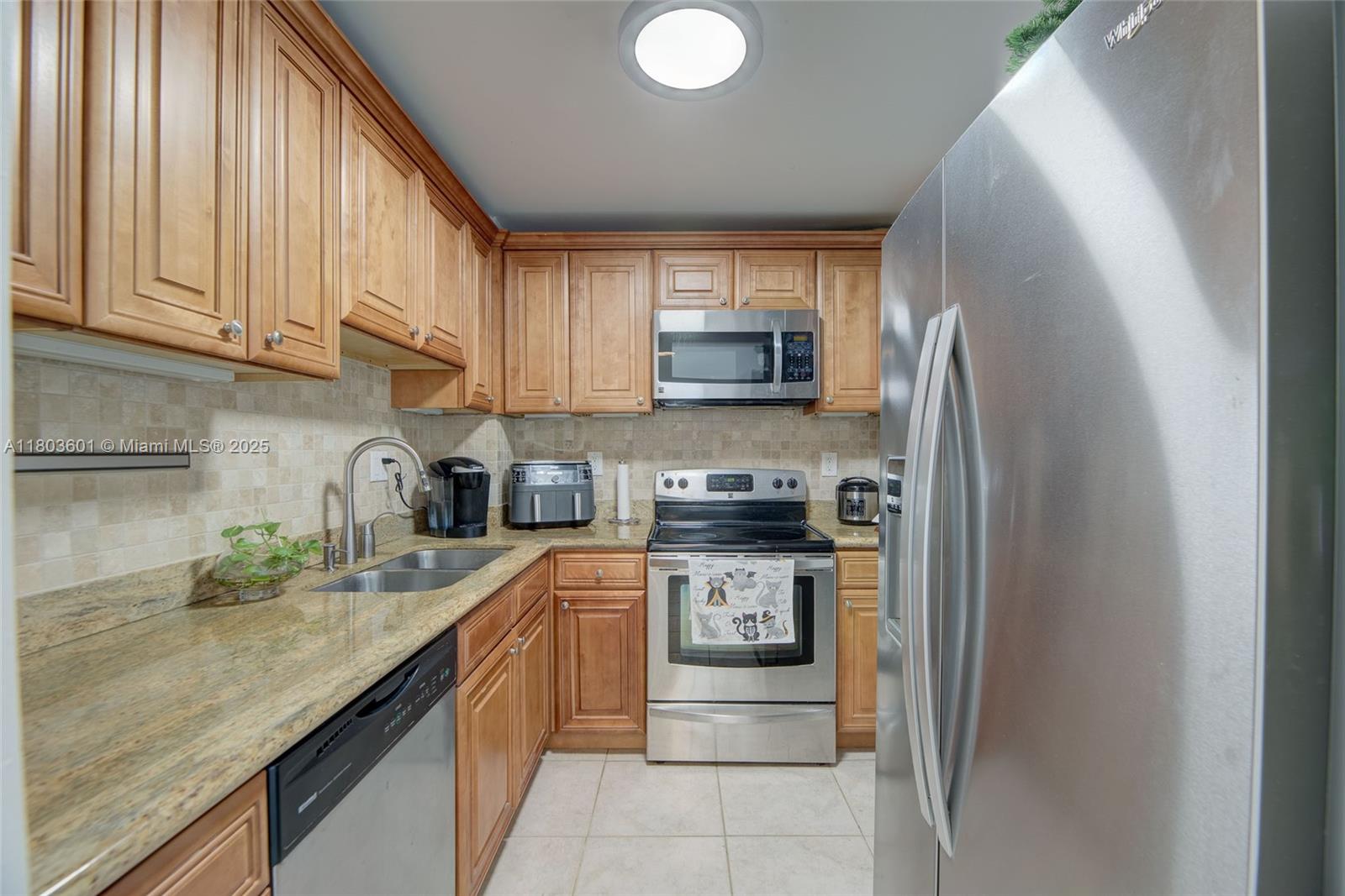 1625 SE 10th Ave # 607
