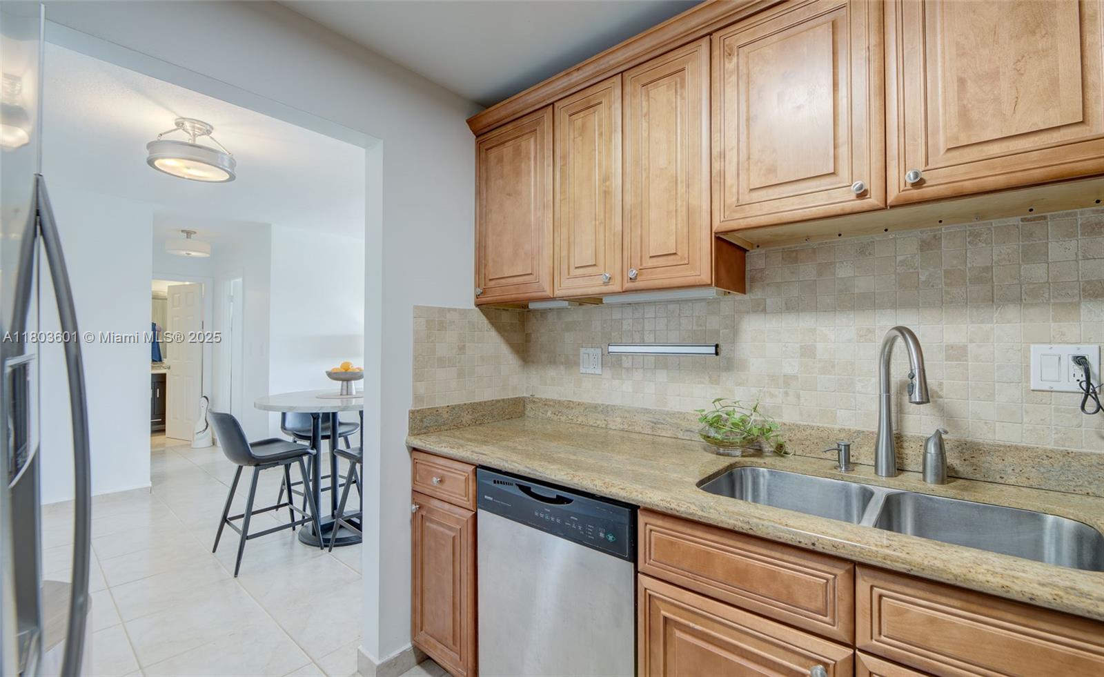 1625 SE 10th Ave # 607