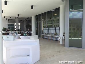 2900 NE 7th Ave # 901