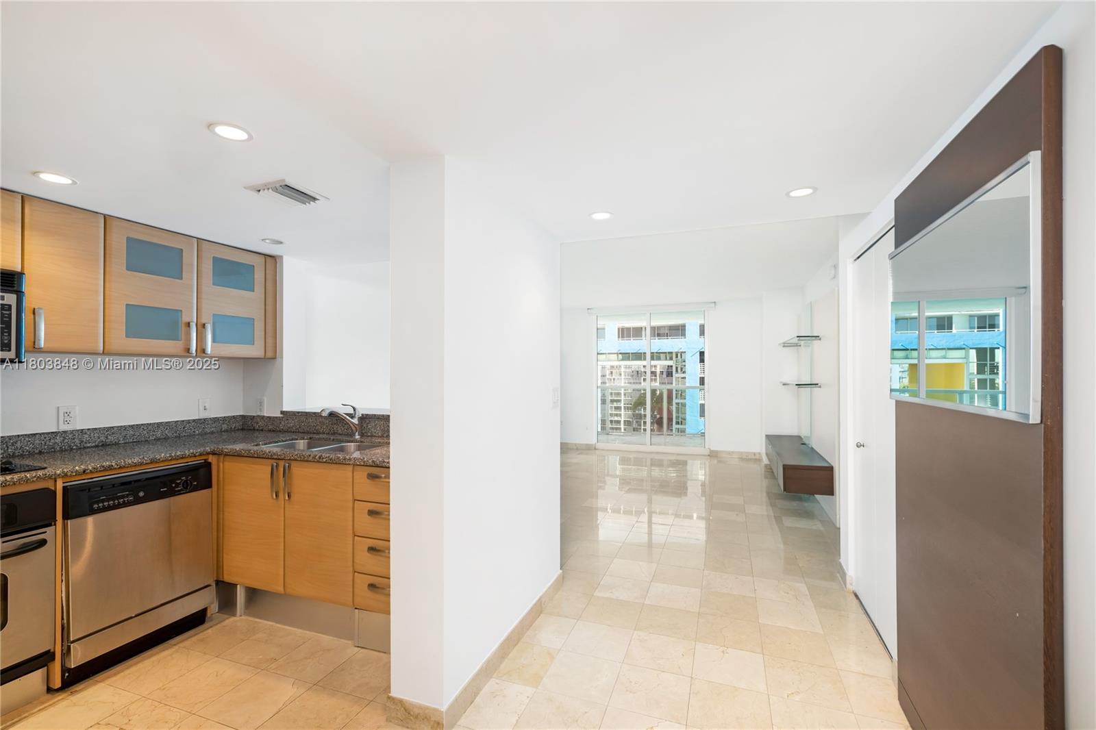 2101 Brickell Ave # 1103