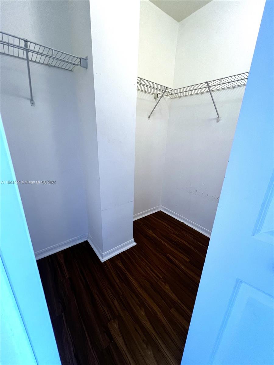 120 SW 37th Ave # 501