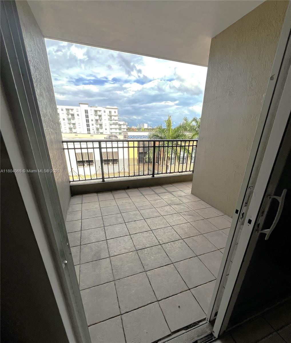 120 SW 37th Ave # 501