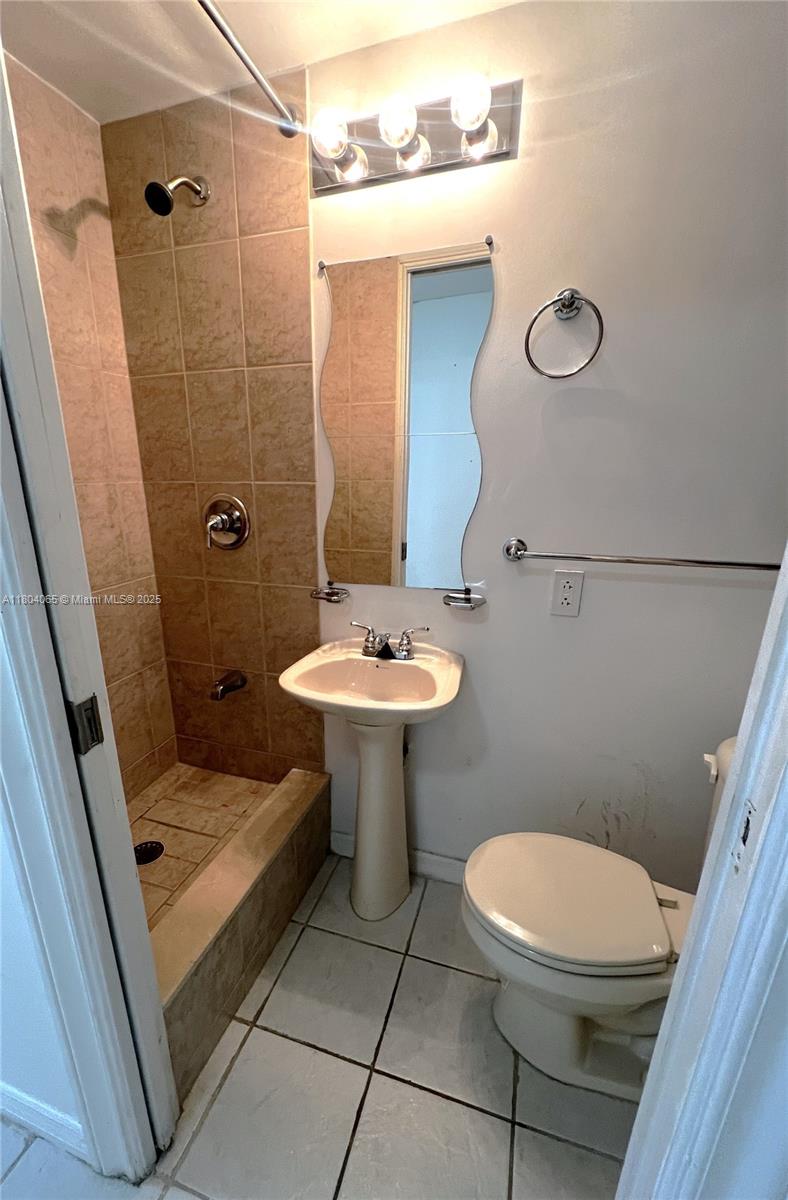 120 SW 37th Ave # 501