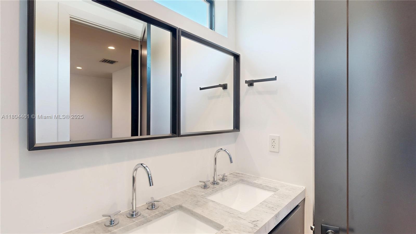 353 NW 50th St # 353