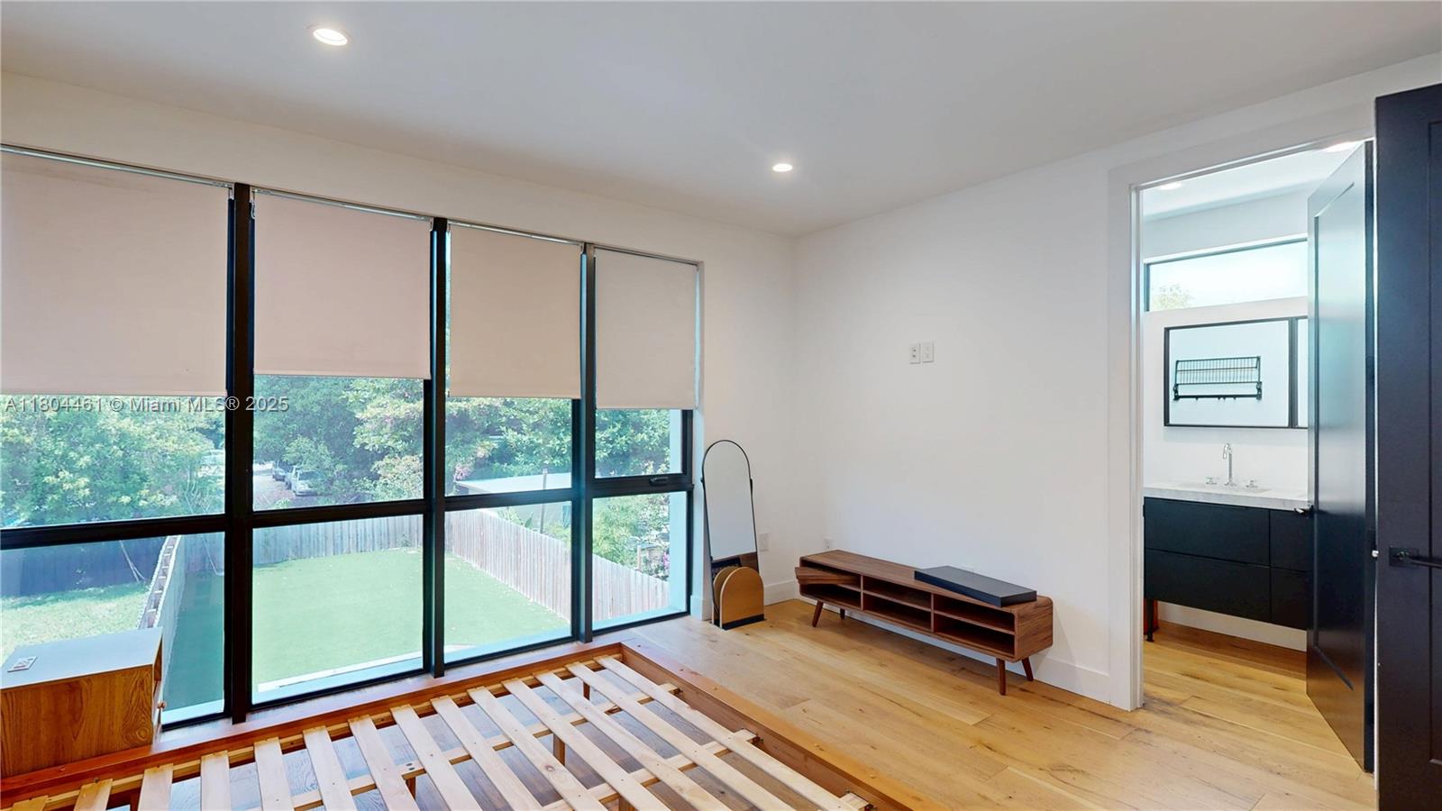 353 NW 50th St # 353