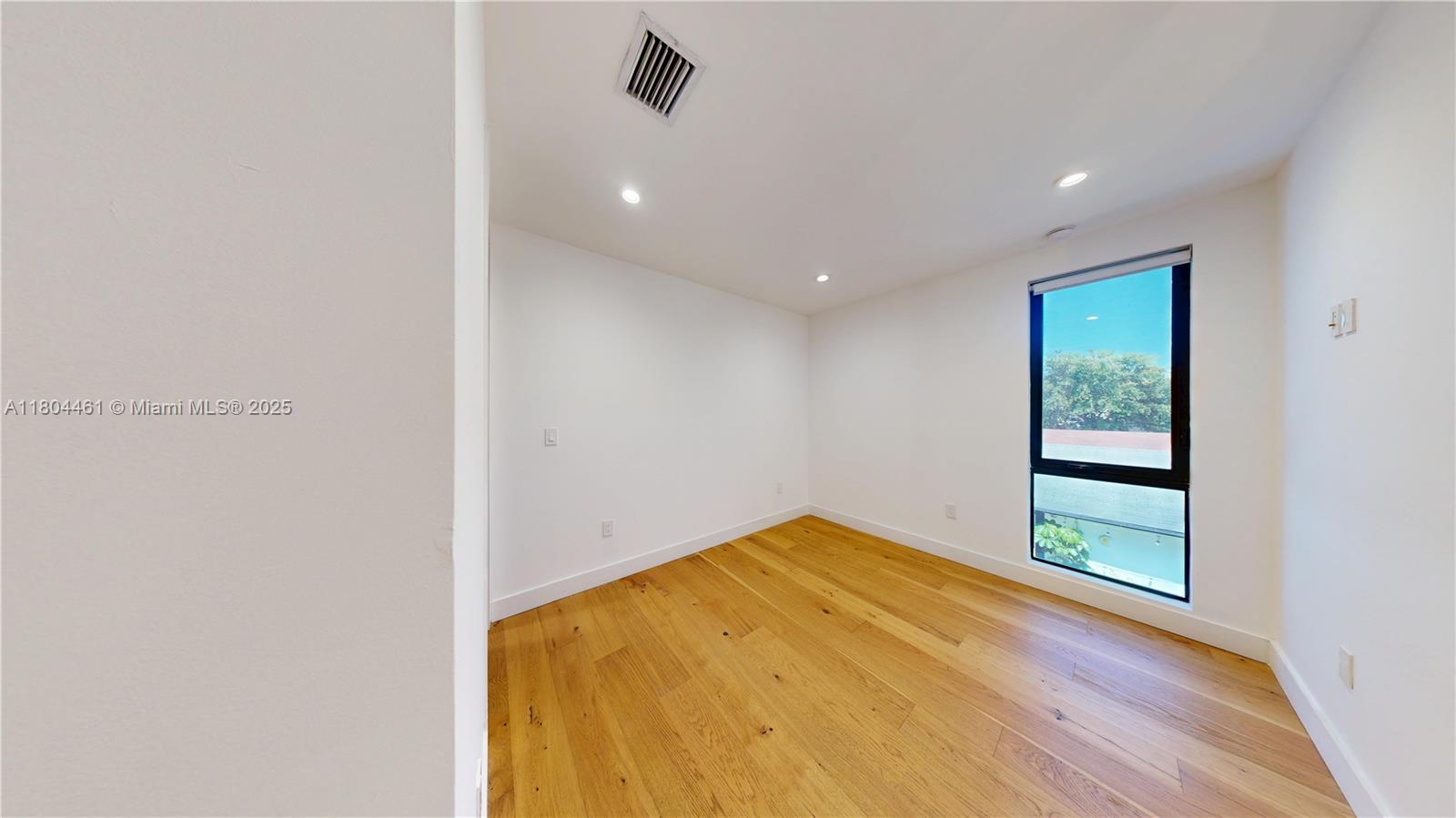 353 NW 50th St # 353