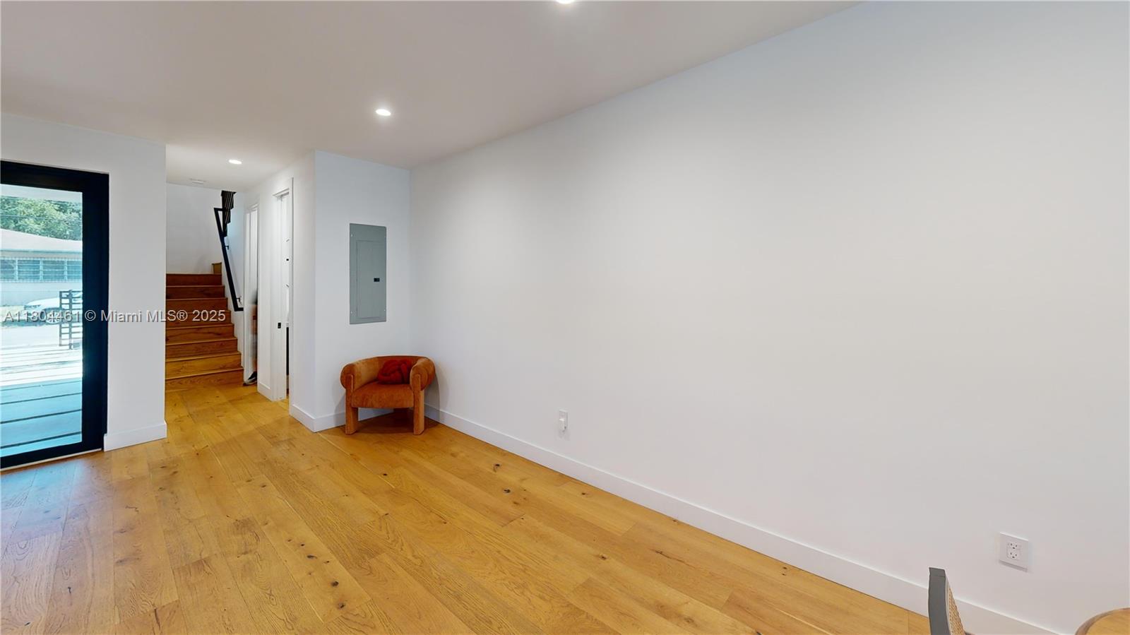 353 NW 50th St # 353