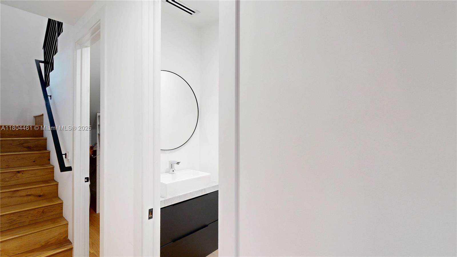 353 NW 50th St # 353