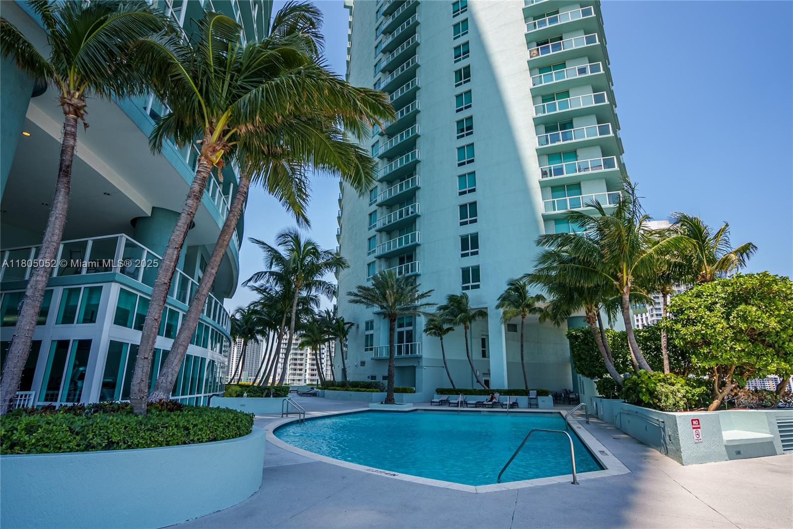 1900 N Bayshore Dr # 1918