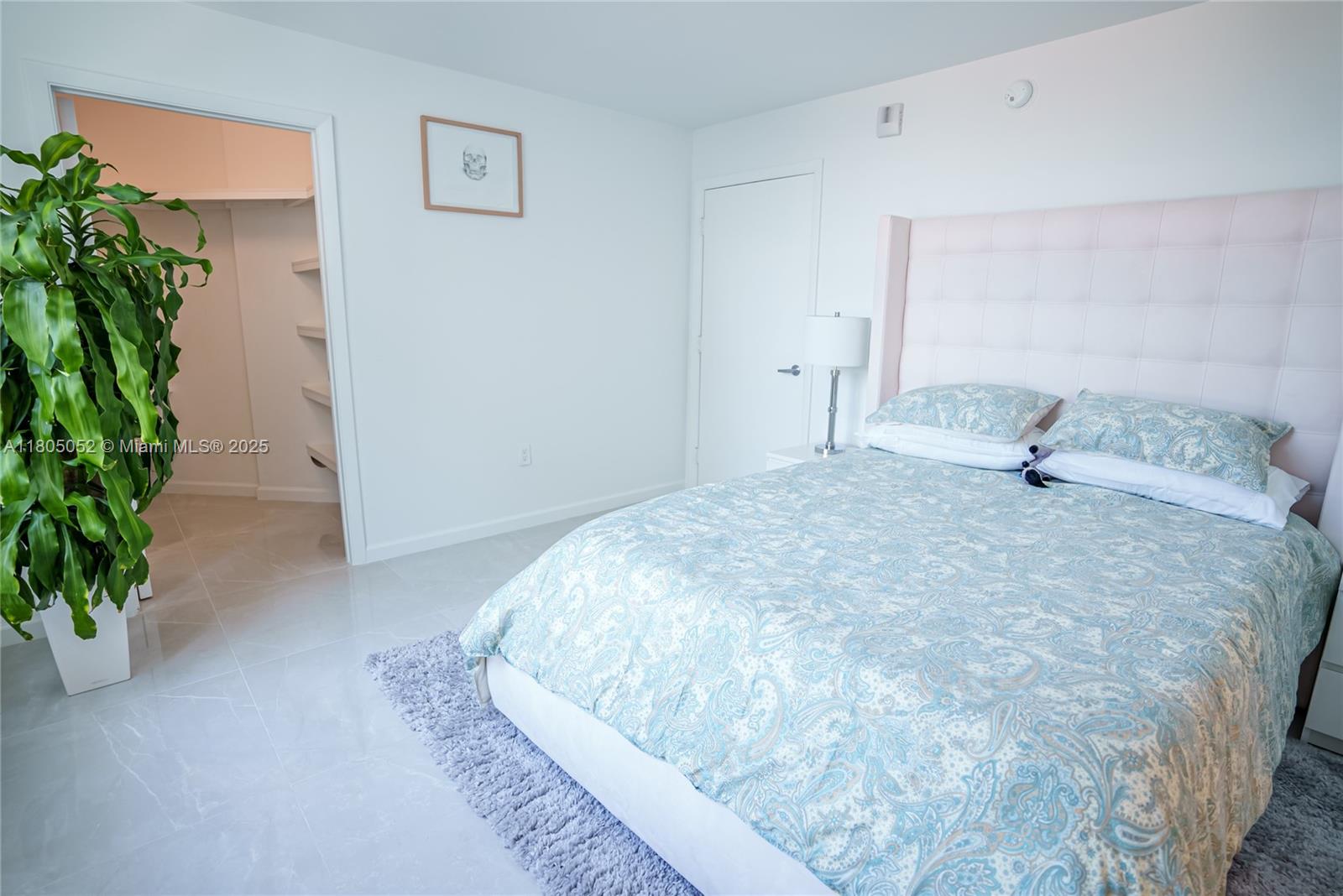 1900 N Bayshore Dr # 1918