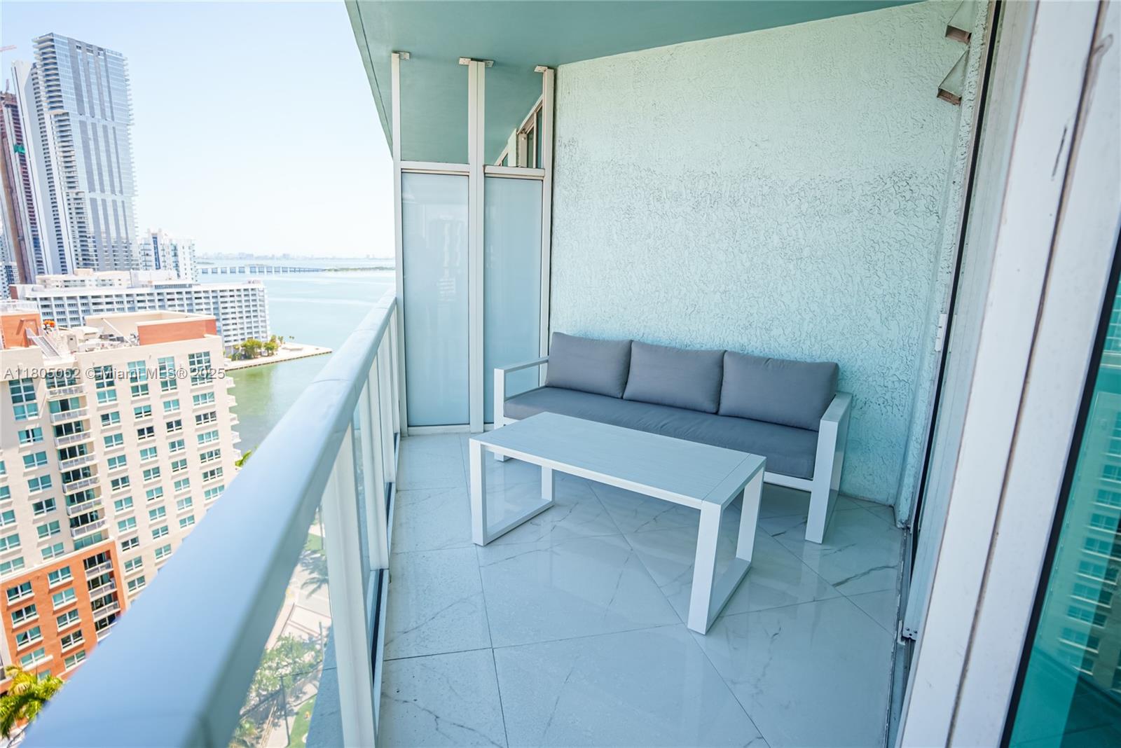 1900 N Bayshore Dr # 1918