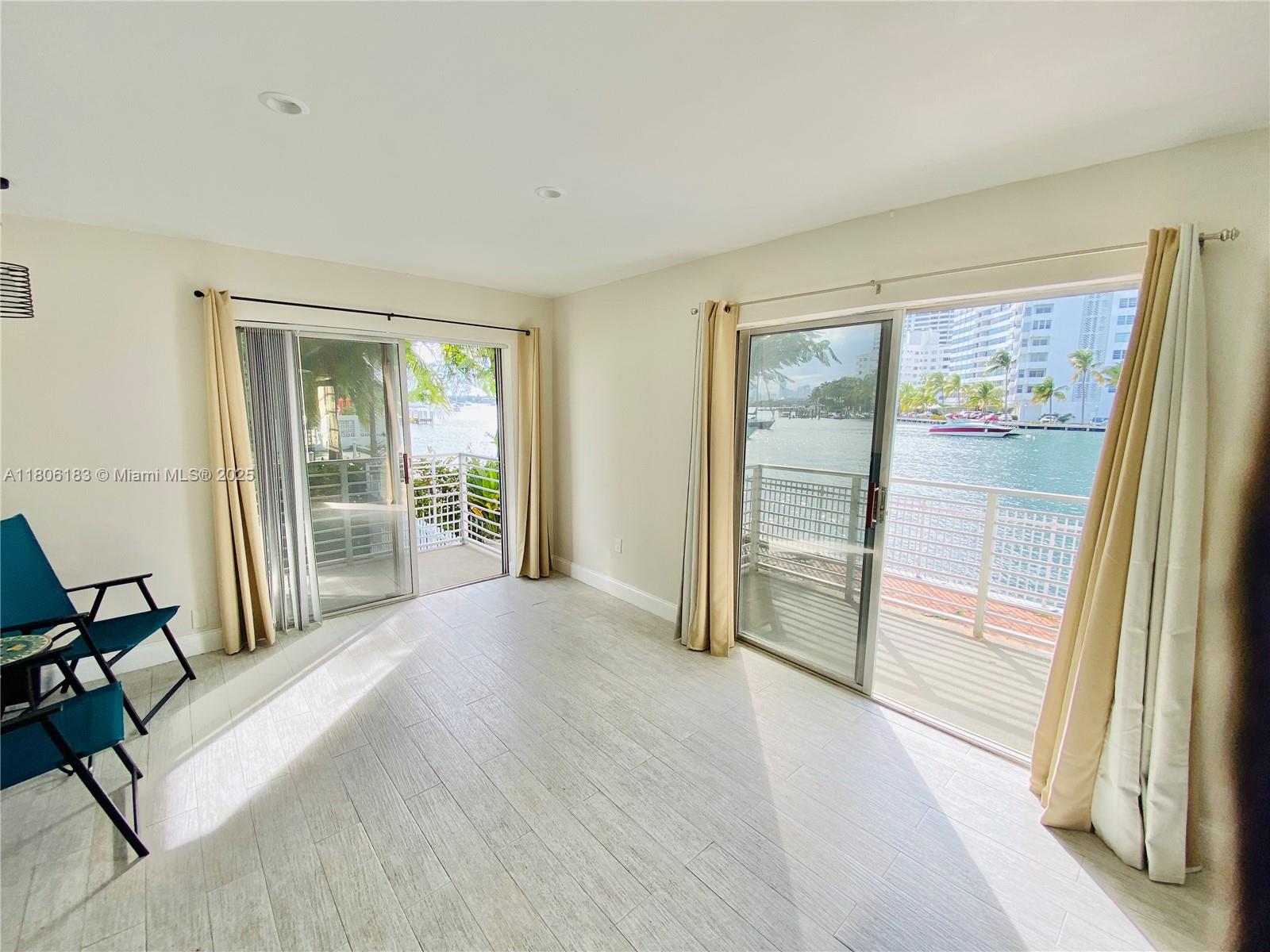 1441 Lincoln Rd # 206