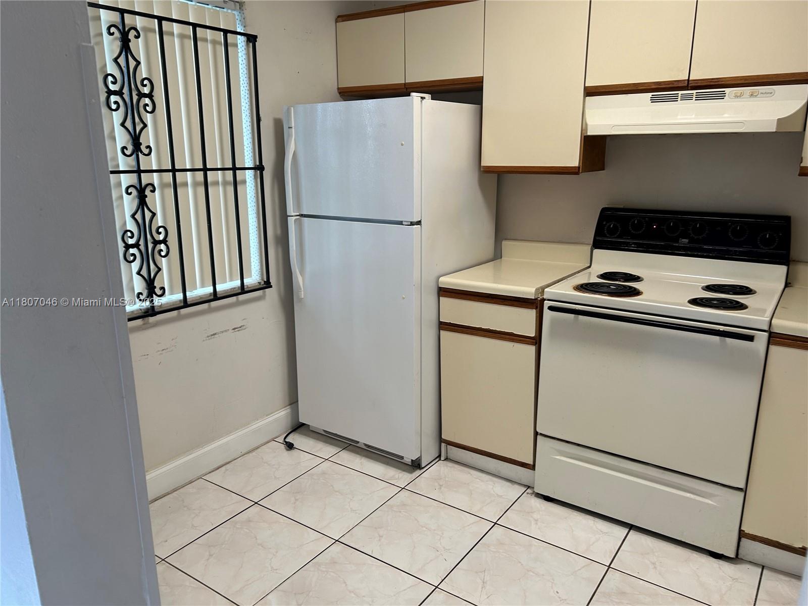 8720 N Sherman Cir # 106