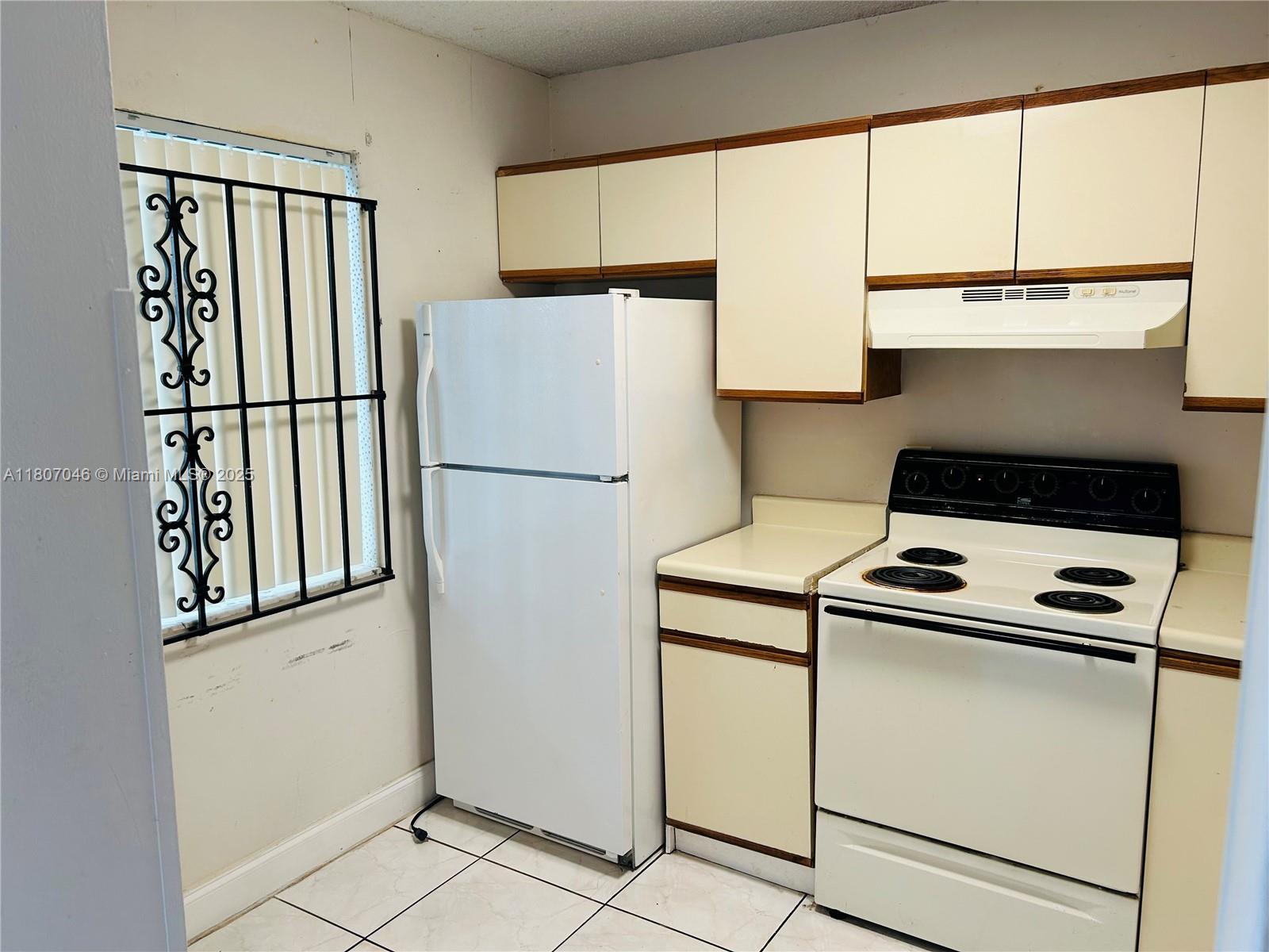 8720 N Sherman Cir # 106