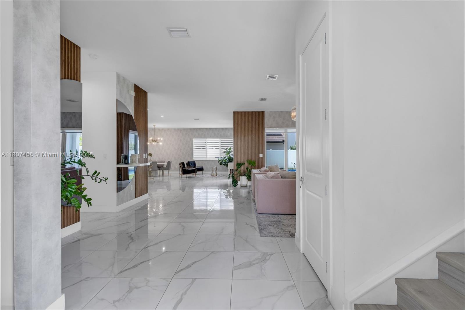 8110 NW 46th Ter