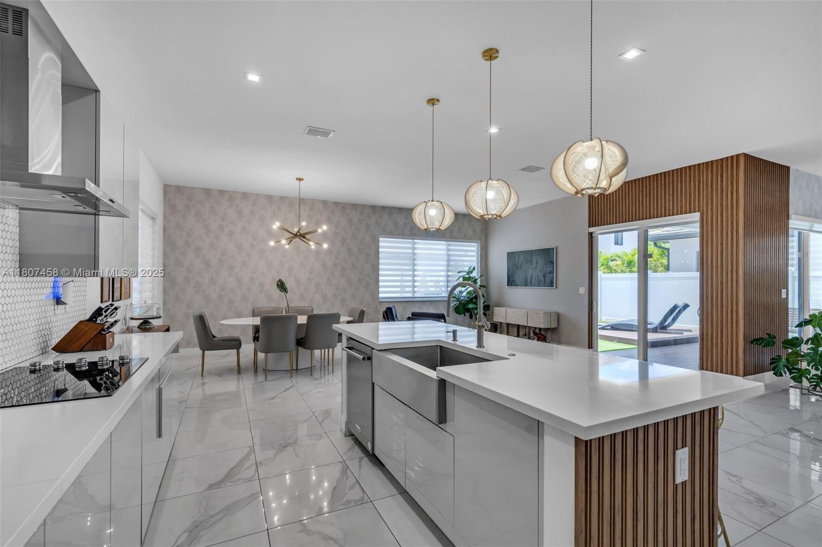 8110 NW 46th Ter
