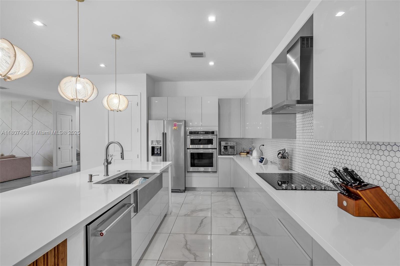 8110 NW 46th Ter