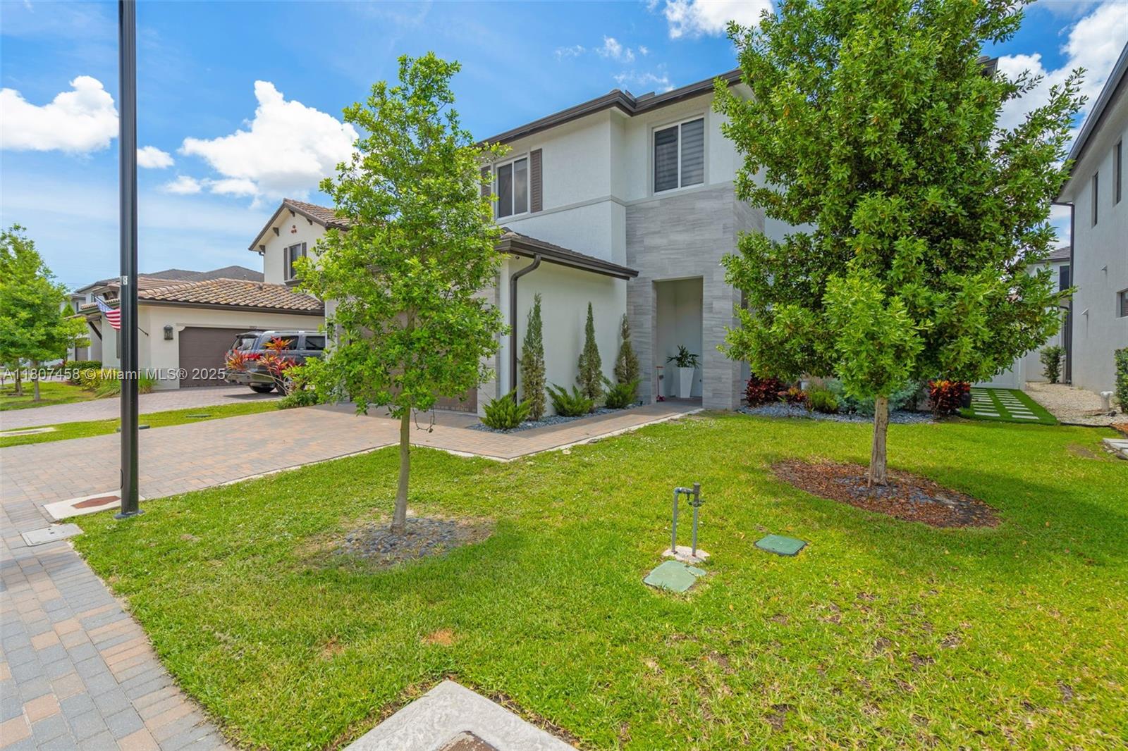 8110 NW 46th Ter