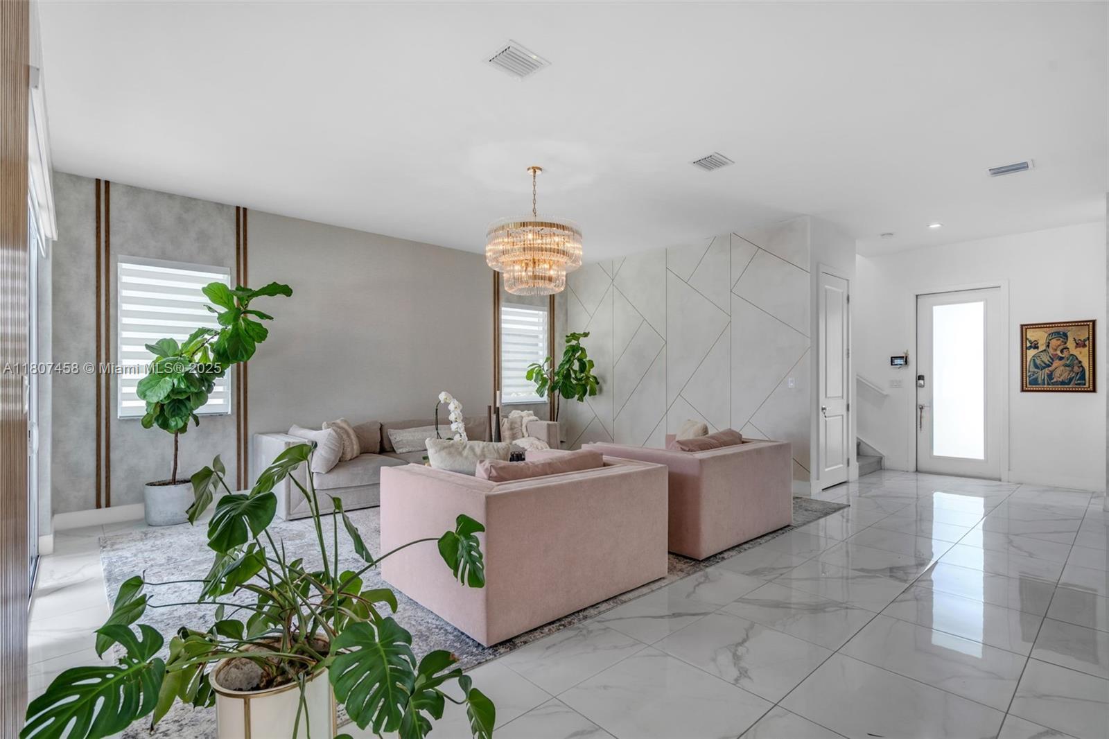 8110 NW 46th Ter