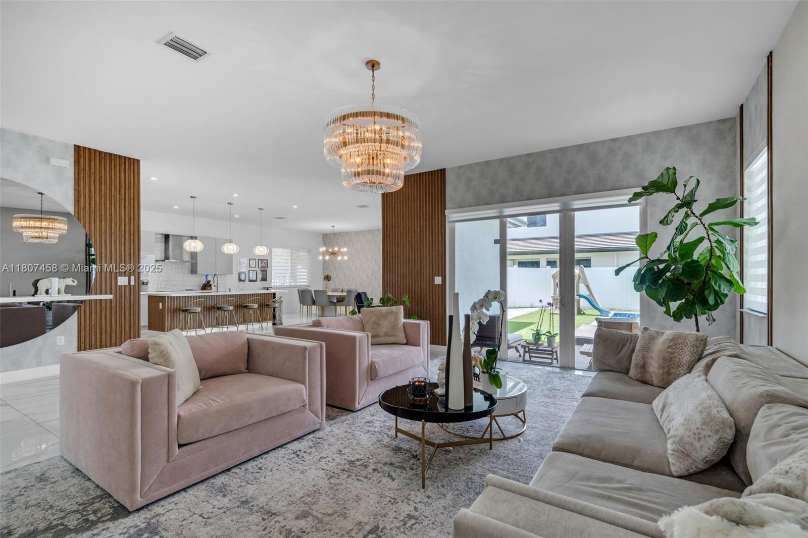 8110 NW 46th Ter