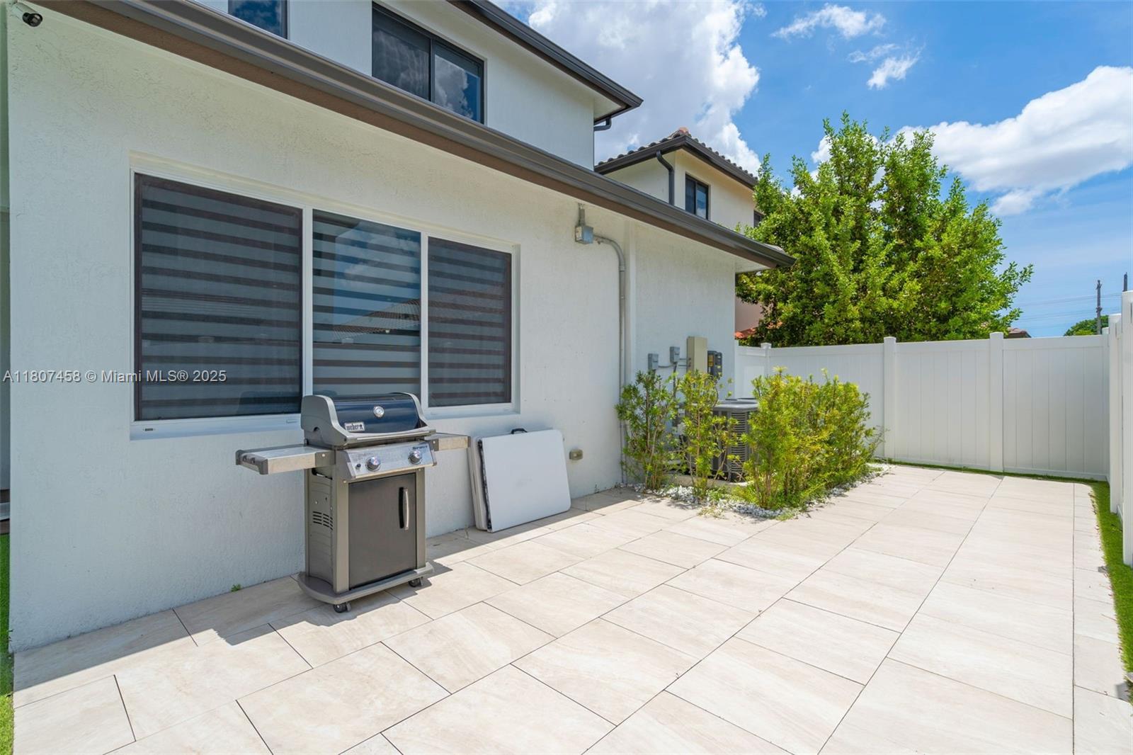 8110 NW 46th Ter