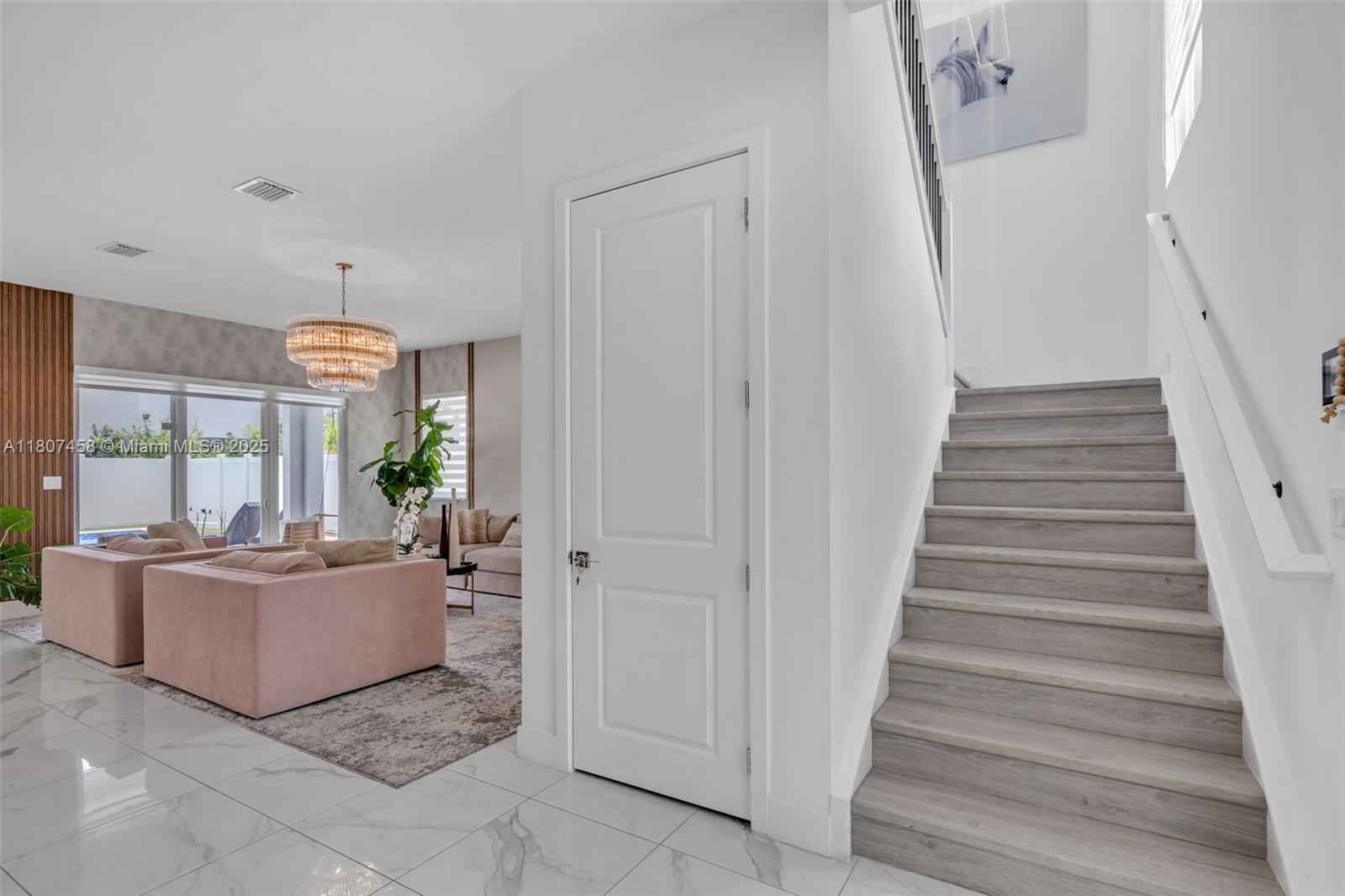 8110 NW 46th Ter