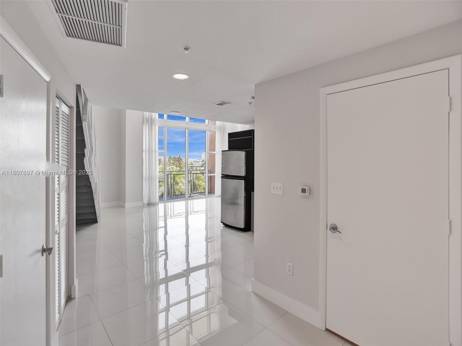244 Biscayne Blvd # 439
