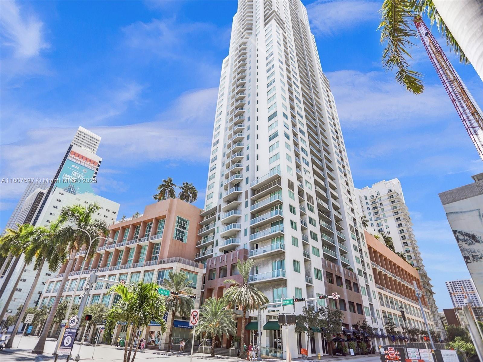 244 Biscayne Blvd # 439