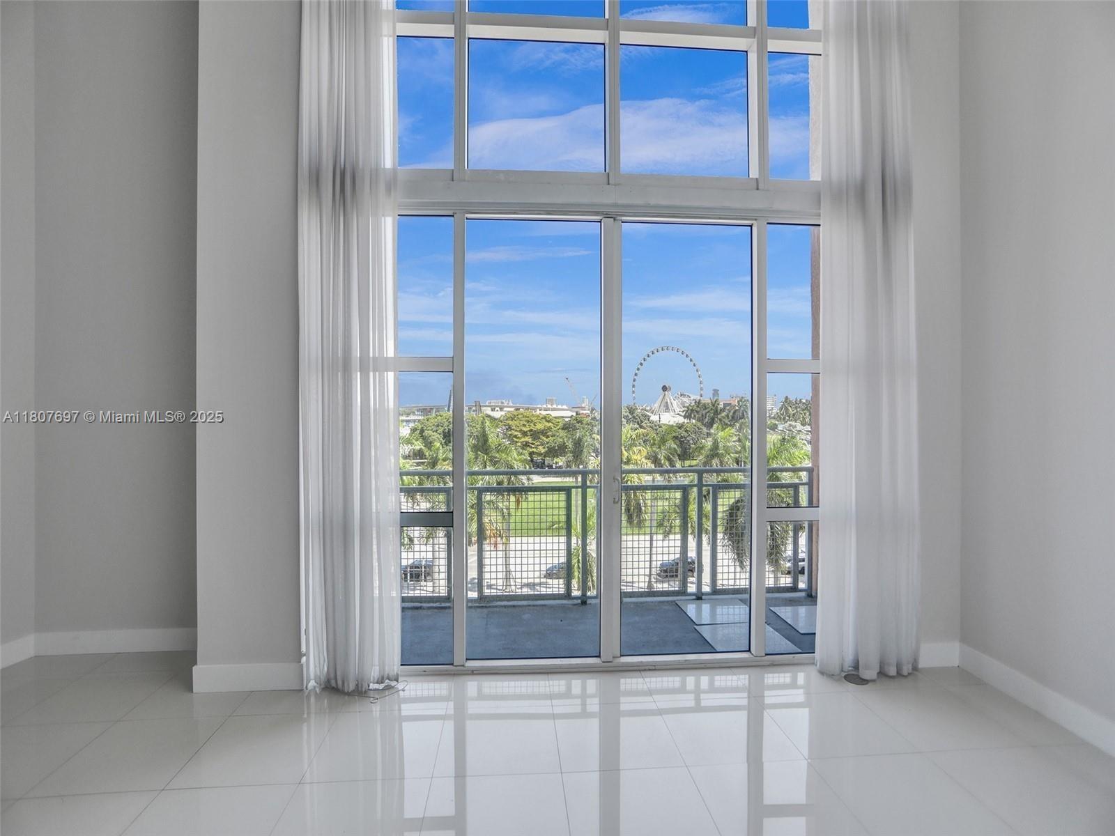 244 Biscayne Blvd # 439