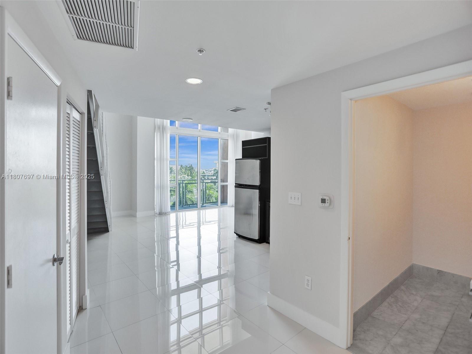 244 Biscayne Blvd # 439