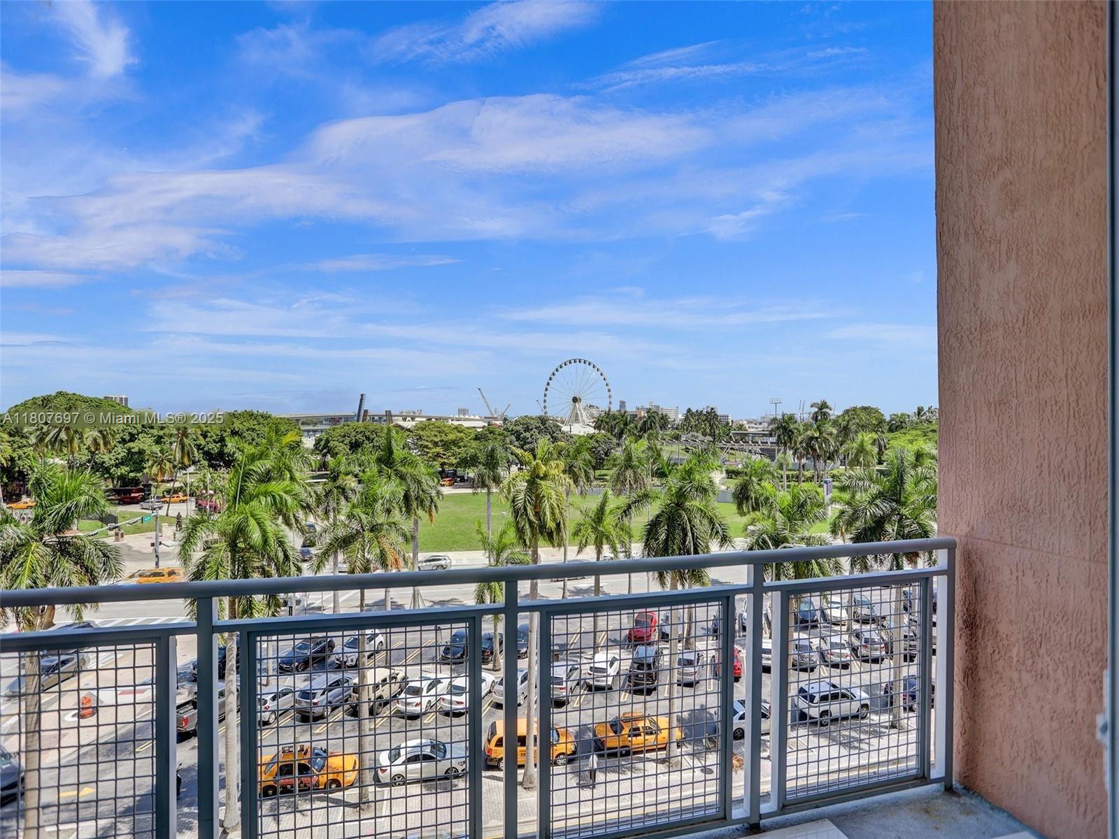 244 Biscayne Blvd # 439