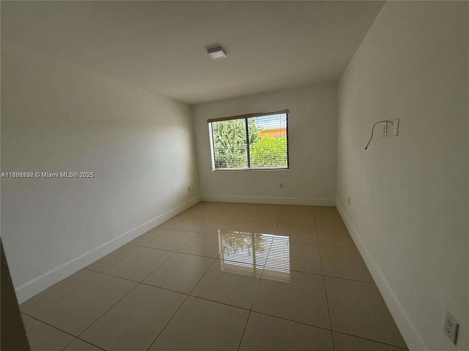 1765 Normandy Dr # 2