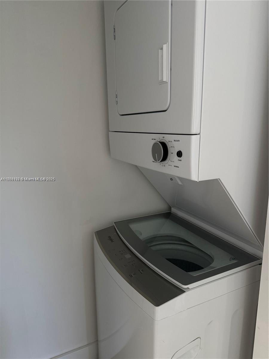 1765 Normandy Dr # 2