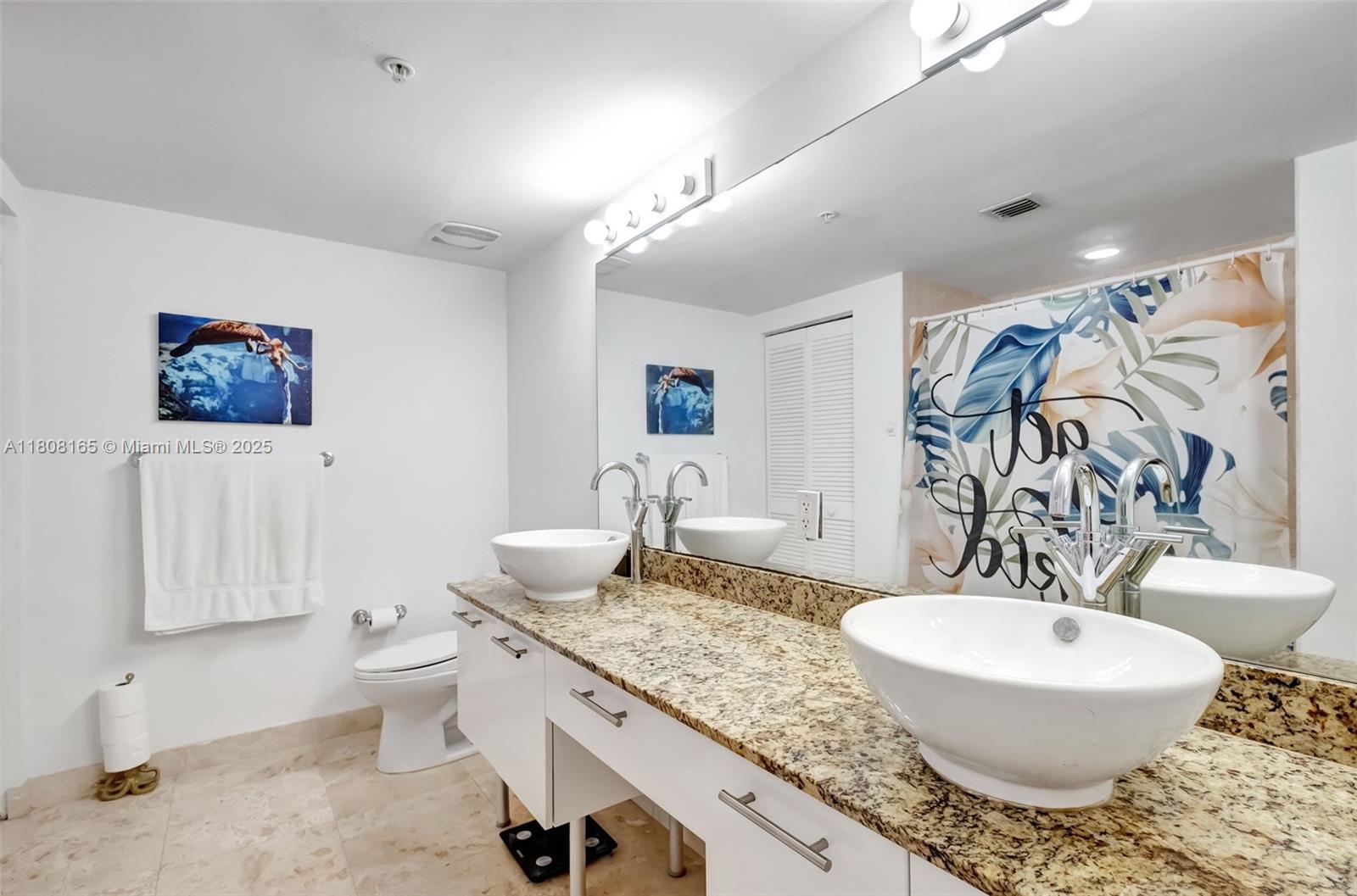 41 SE 5th St # 1012