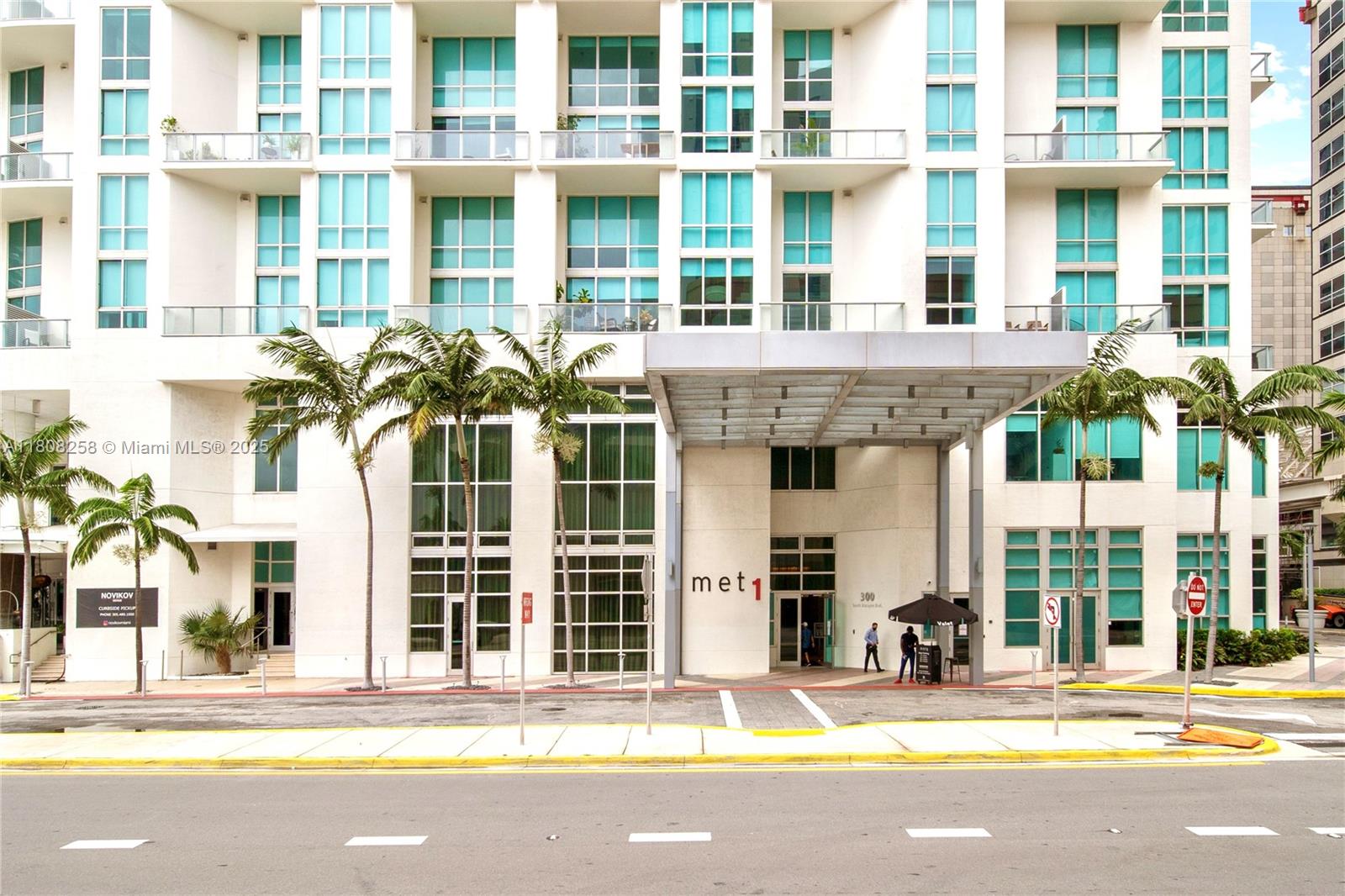 300 S Biscayne Blvd # 3605 Unit: T-3605