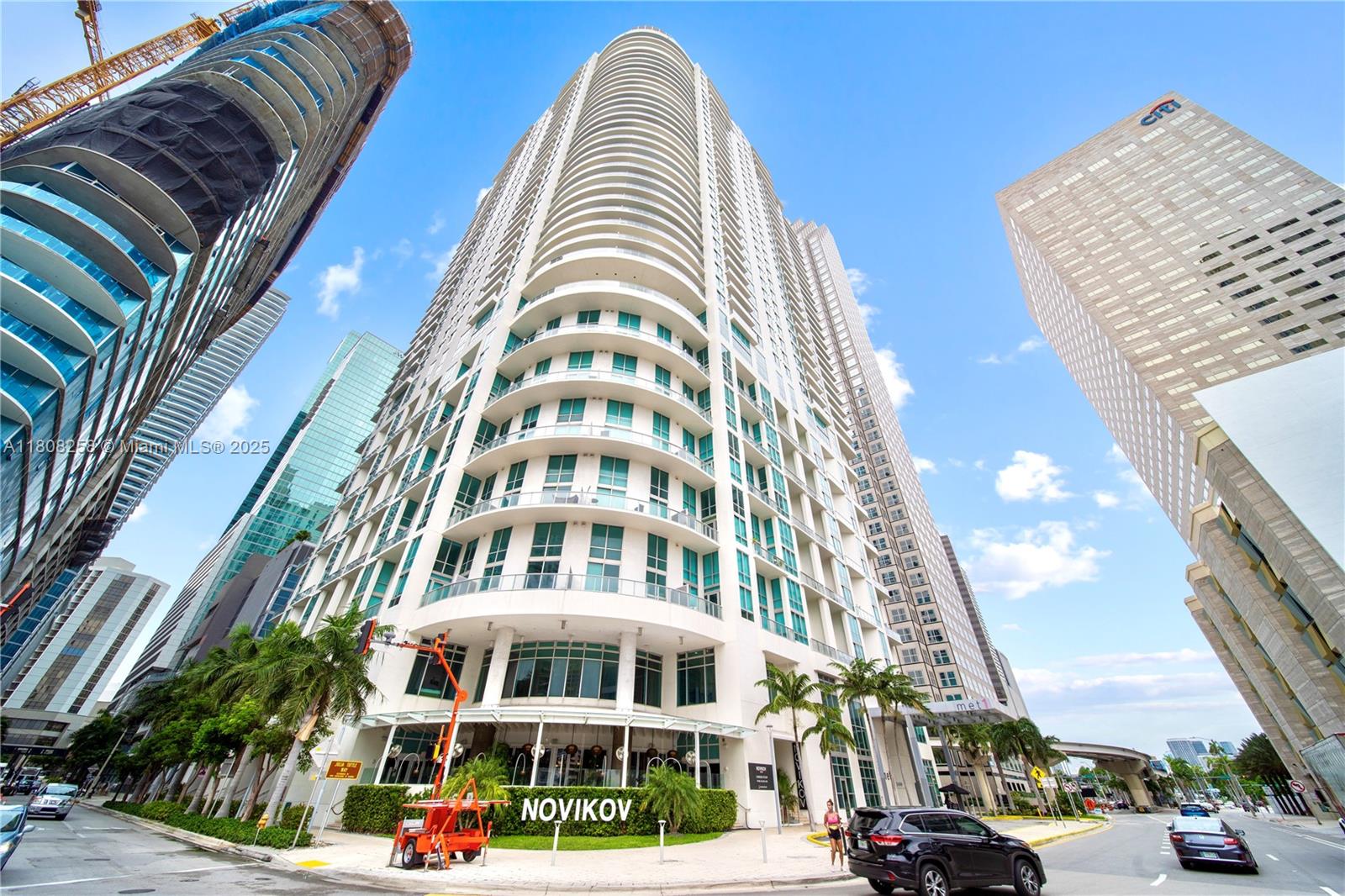 300 S Biscayne Blvd # 3605 Unit: T-3605