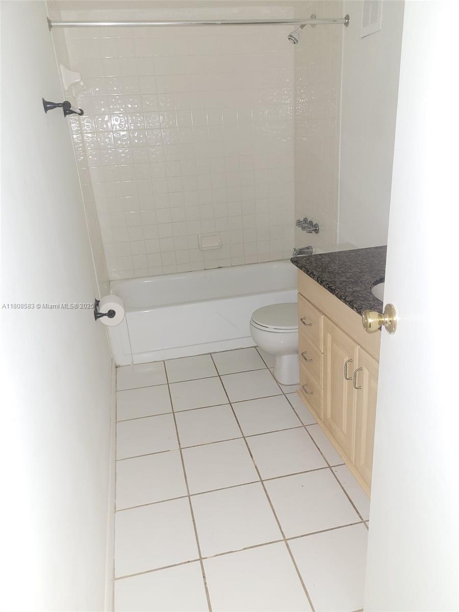 8475 SW 137th Ave # 8475