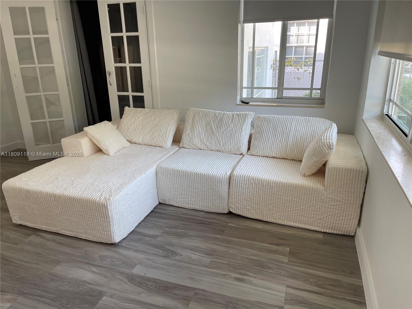 20 NW 45th St