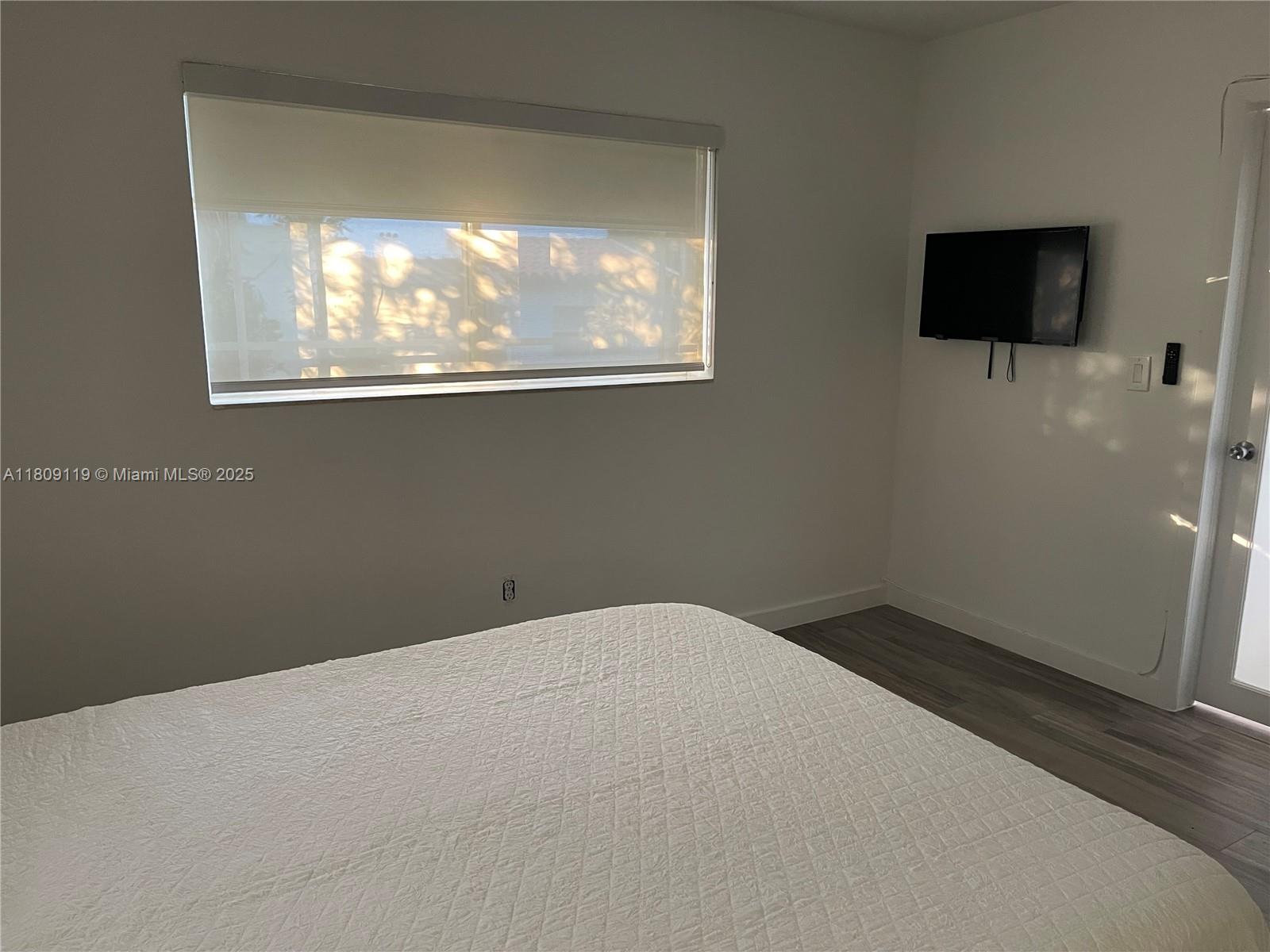 20 NW 45th St