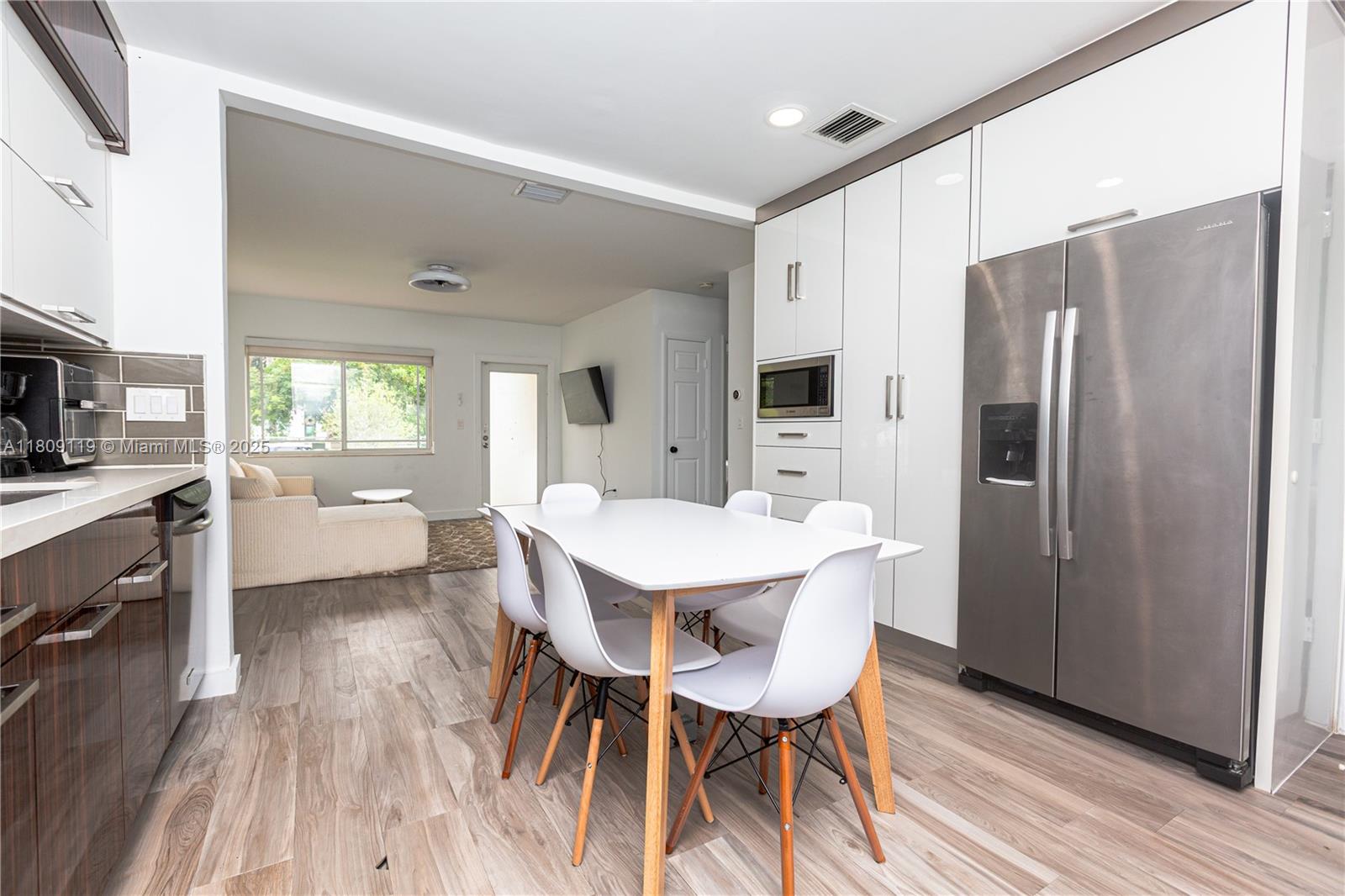 20 NW 45th St