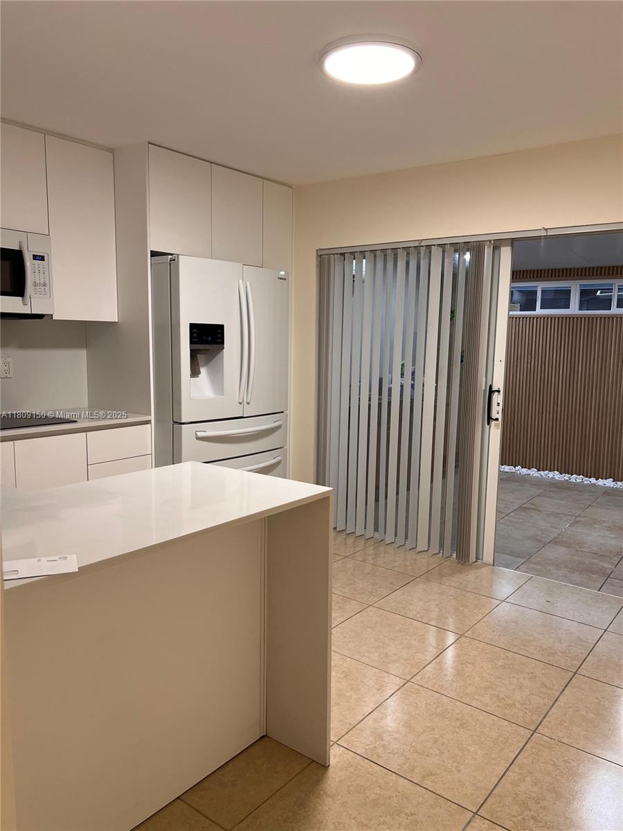 200 SW 113th Ave # 204