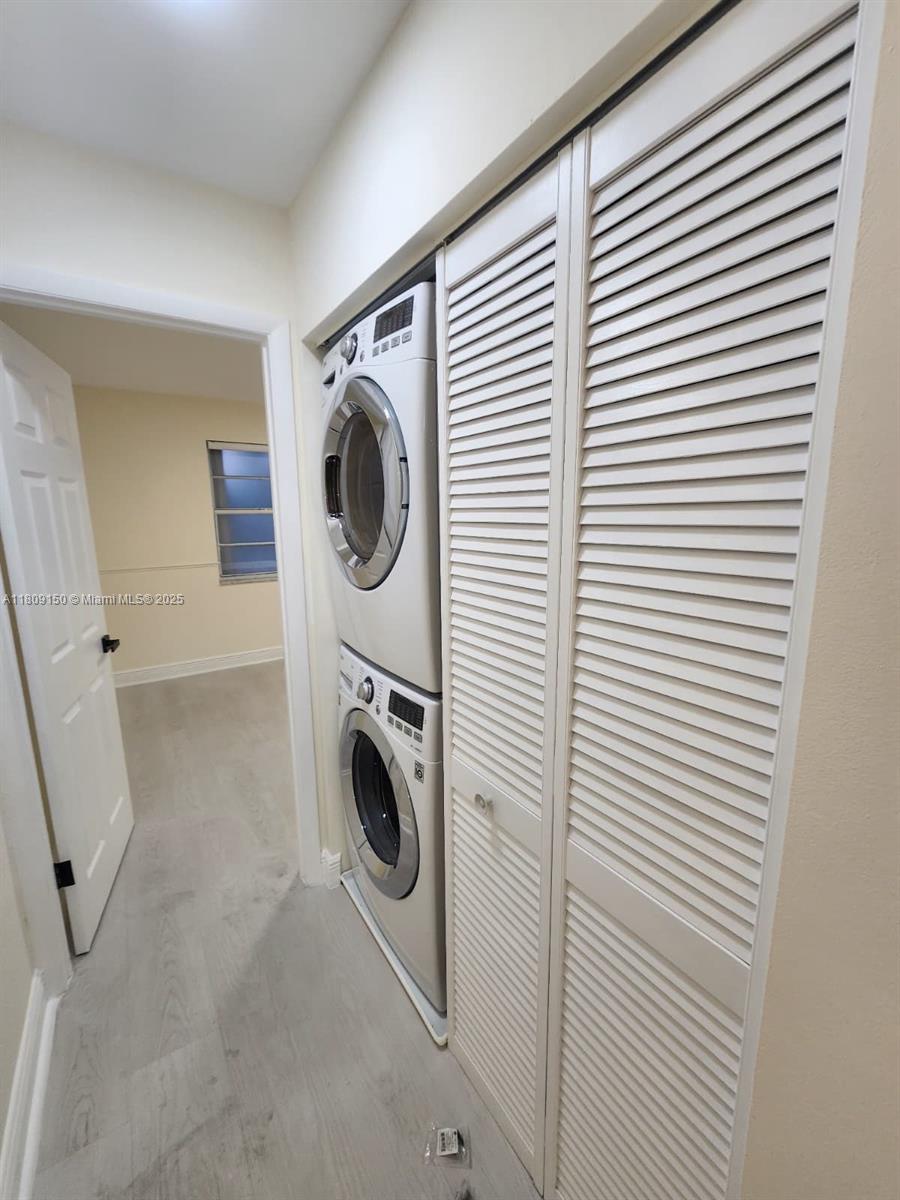 200 SW 113th Ave # 204