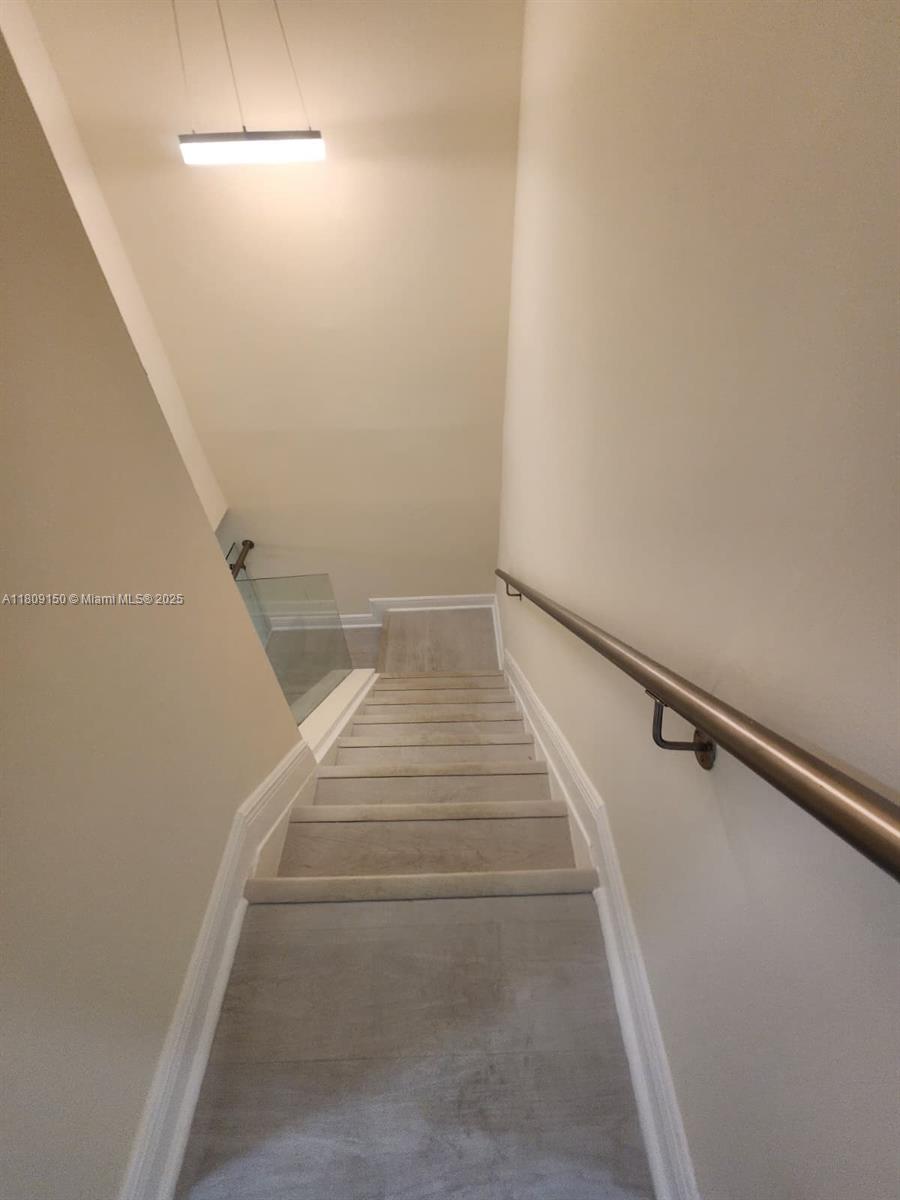 200 SW 113th Ave # 204