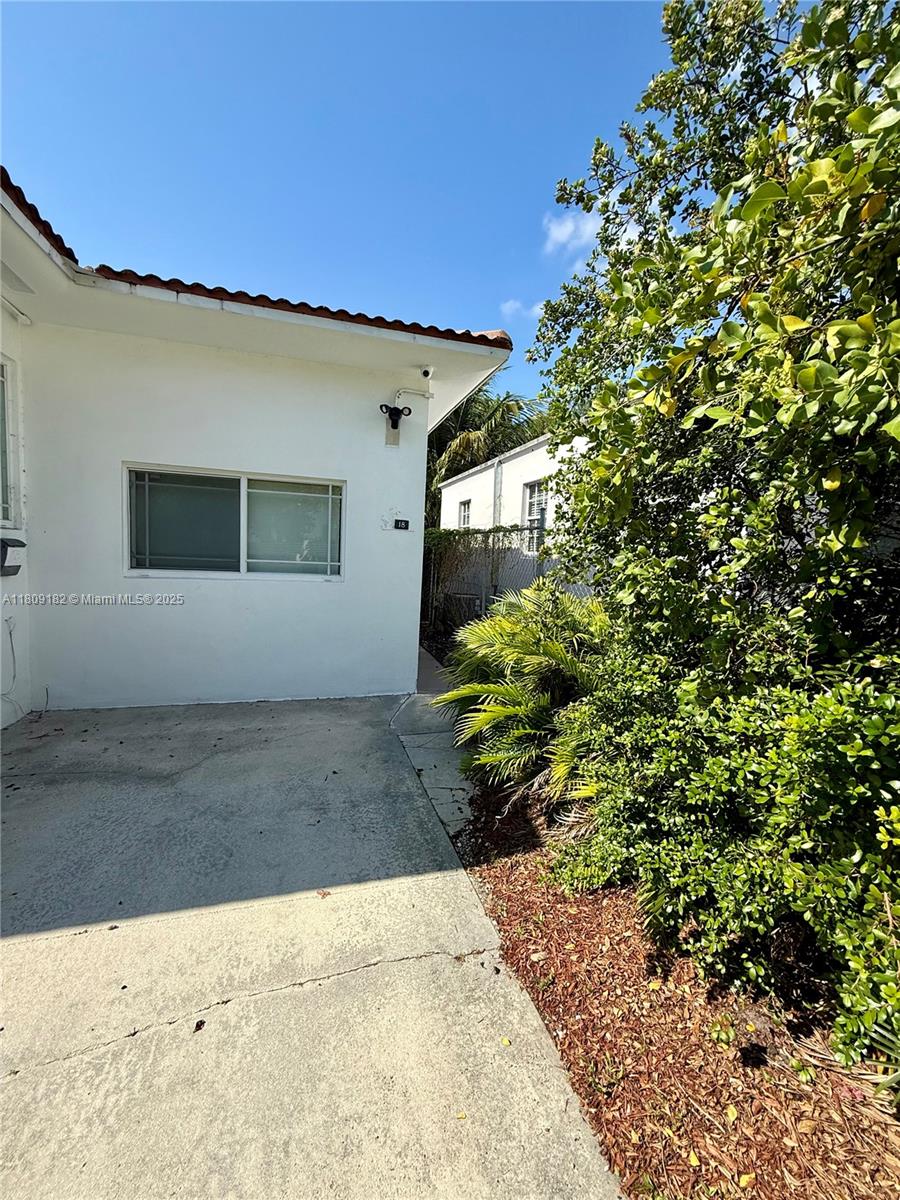 20 NW 45th St # B