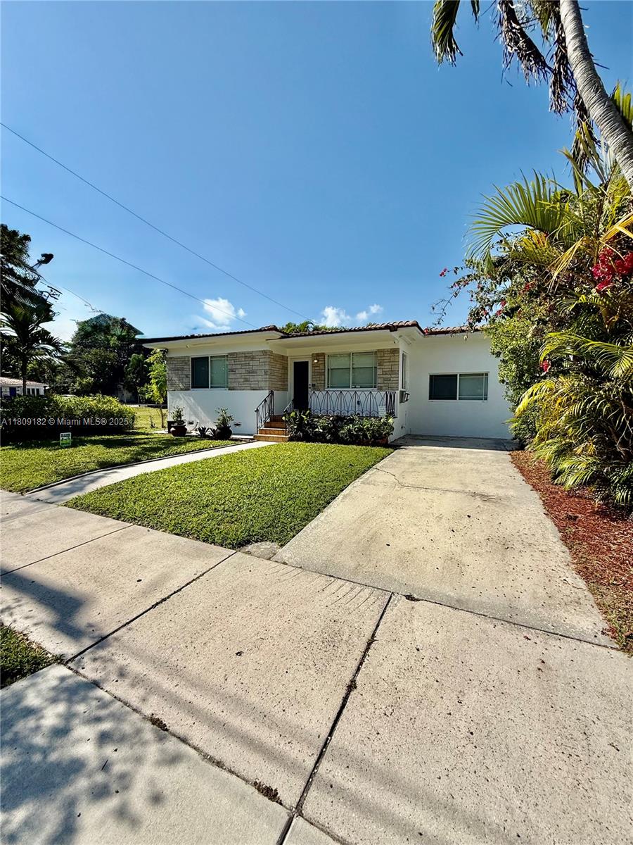 20 NW 45th St # B