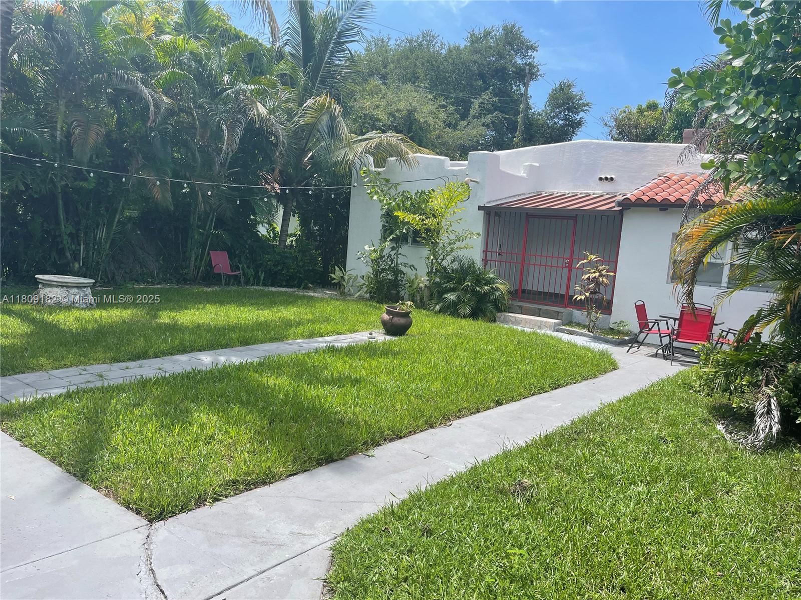 20 NW 45th St # B