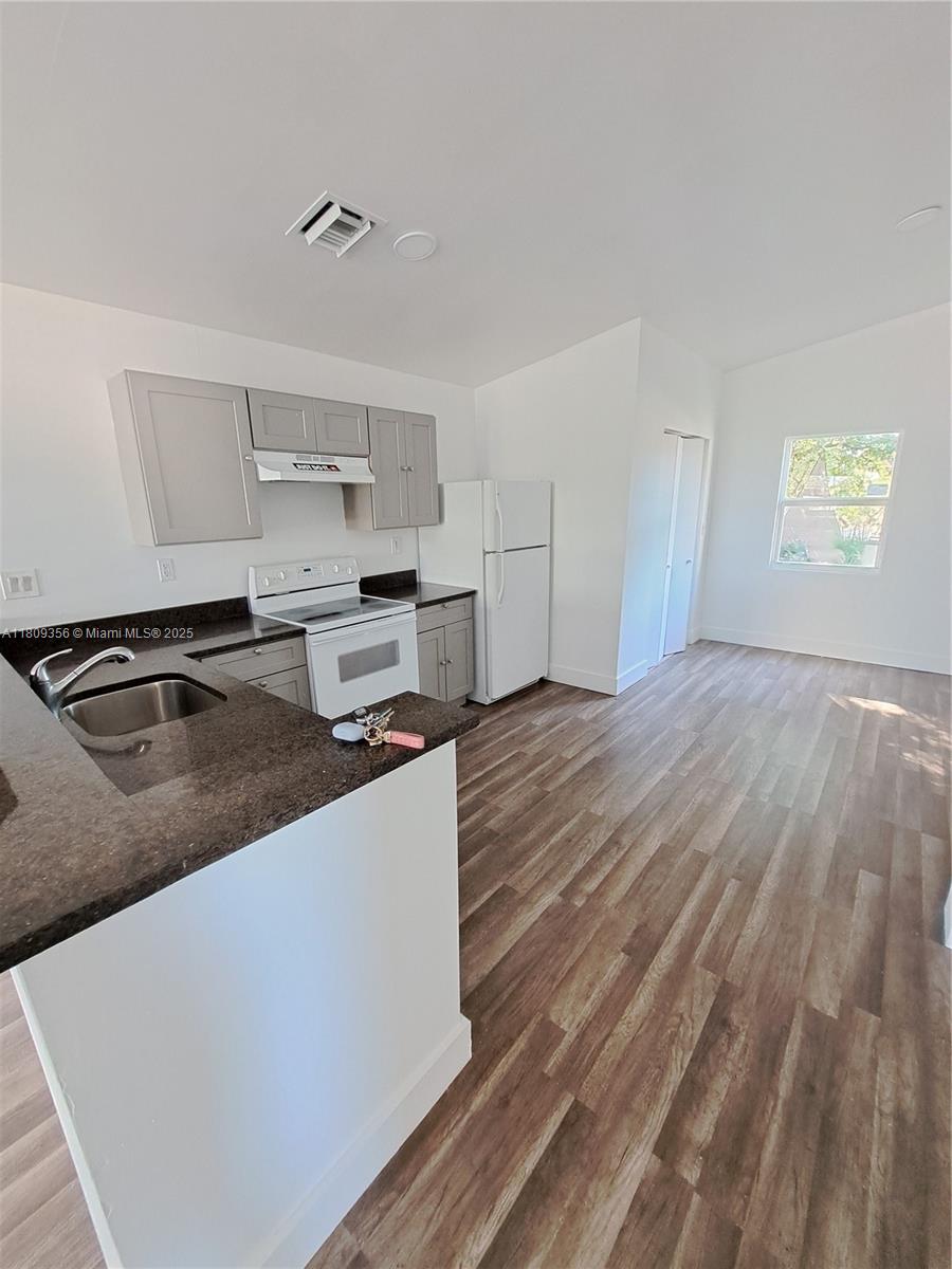 5266 NW 24th Ave # A