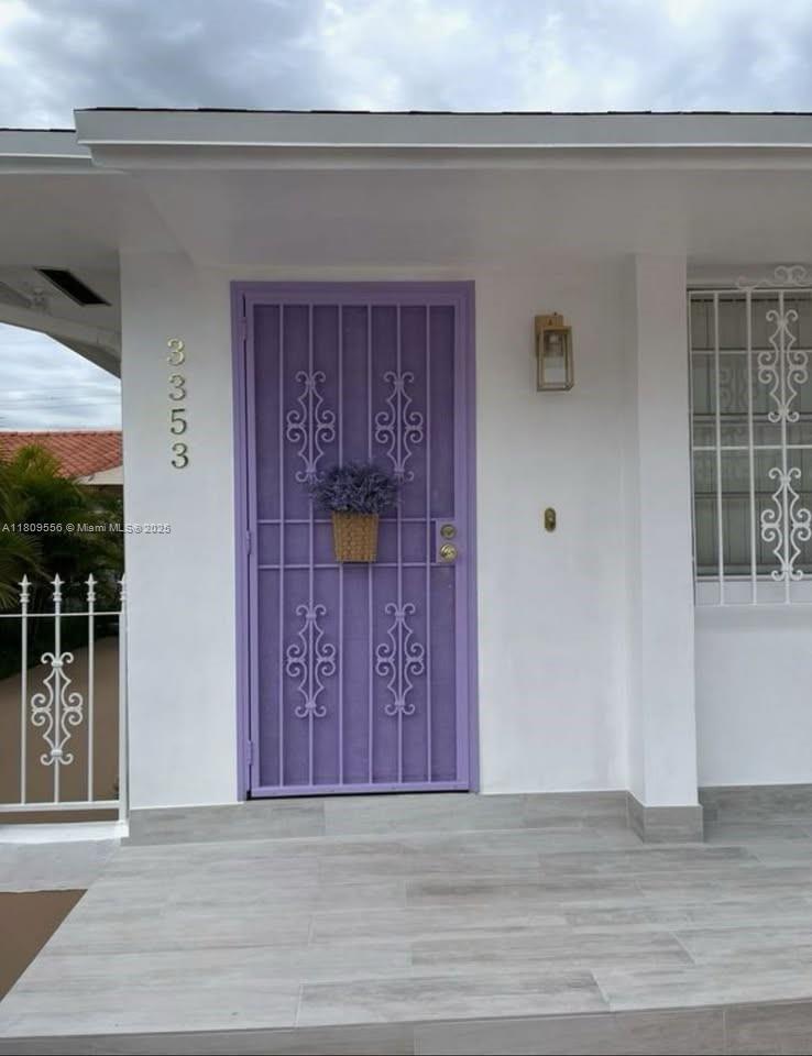 3353 SW 26th St # 3353