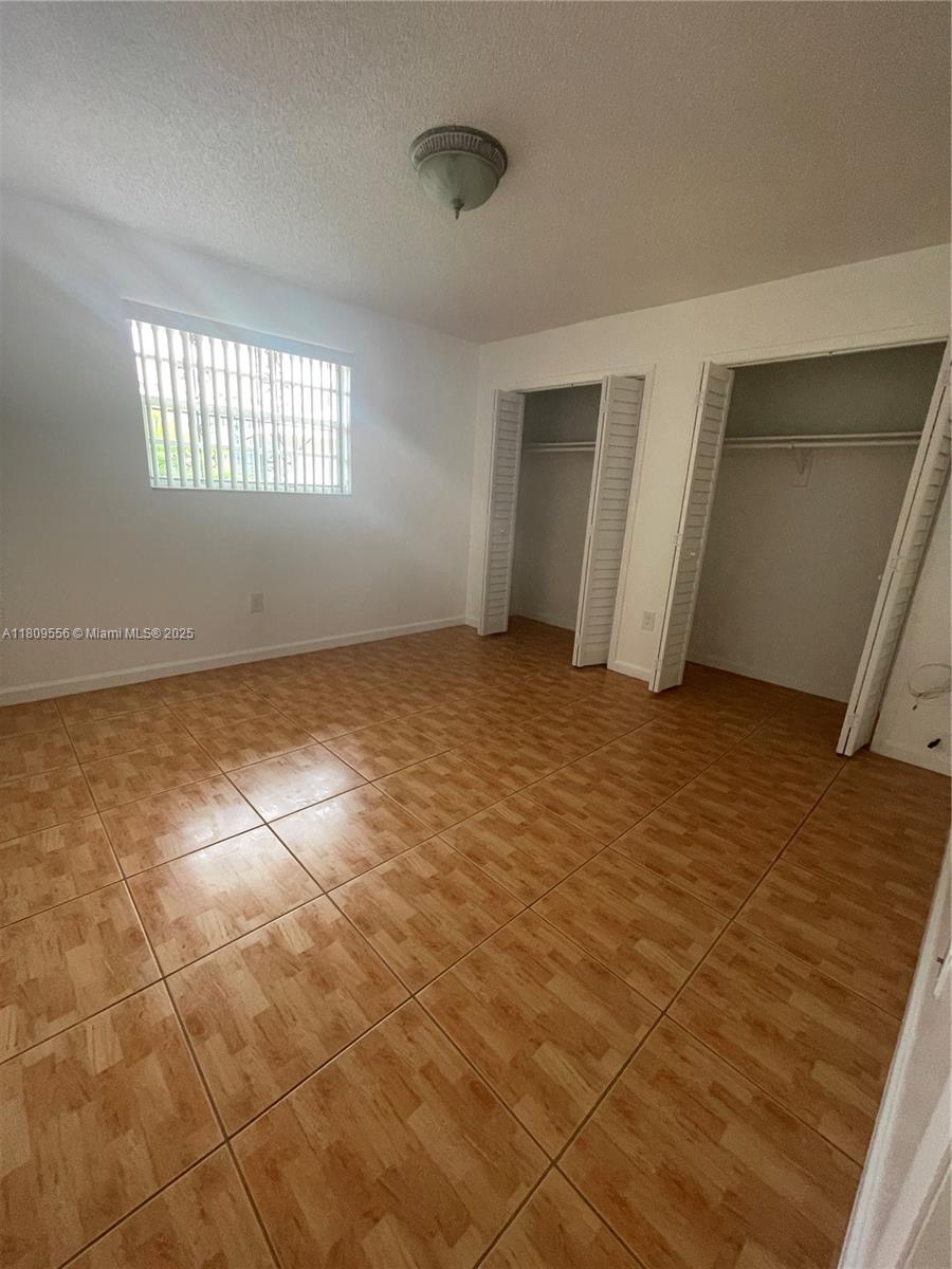 3353 SW 26th St # 3353